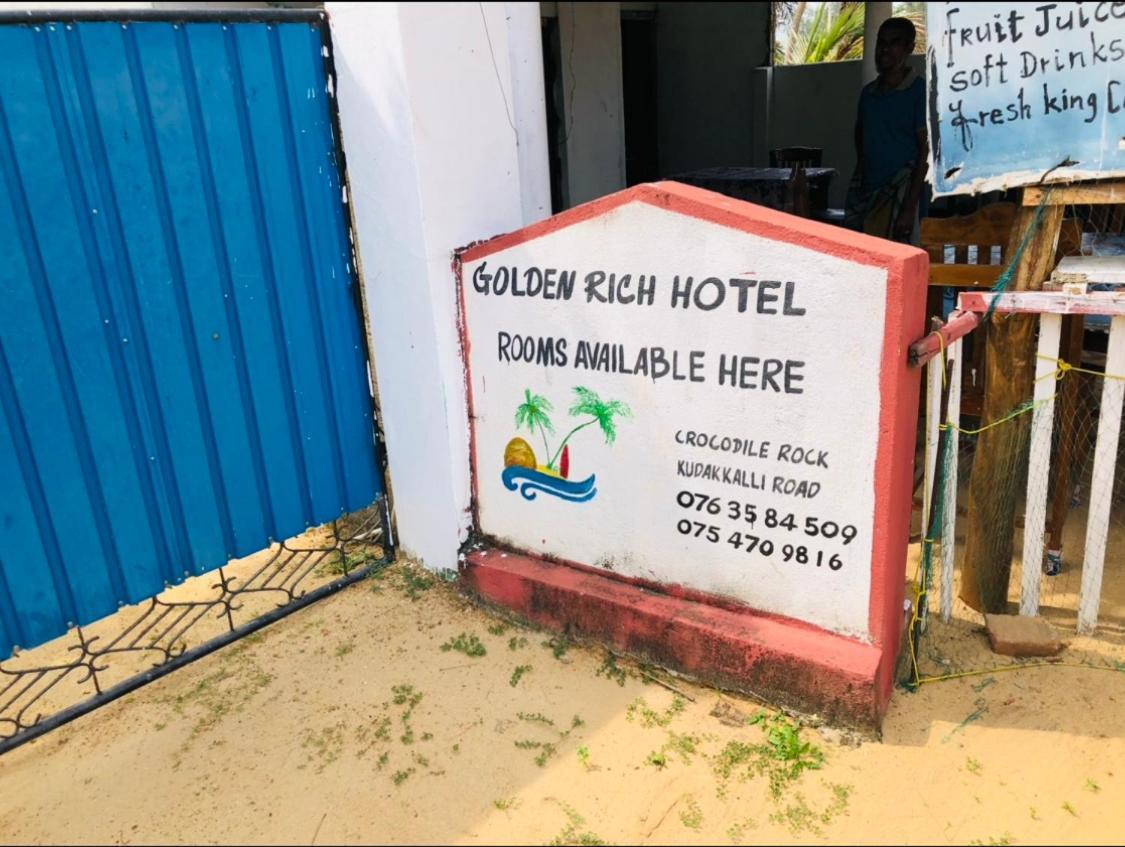 Golden Rich Hotel Аругам Бей Екстериор снимка