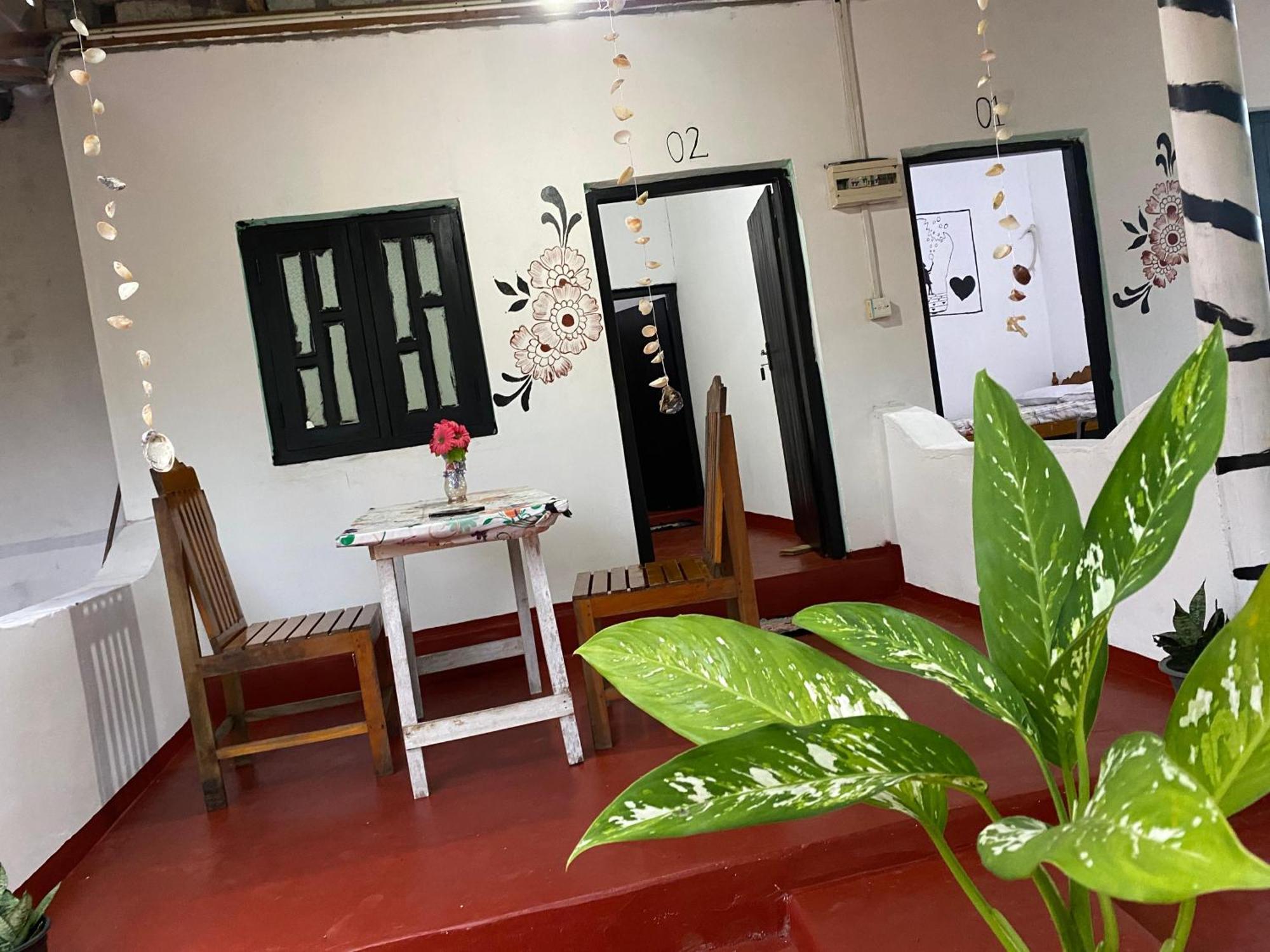 Golden Rich Hotel Аругам Бей Екстериор снимка